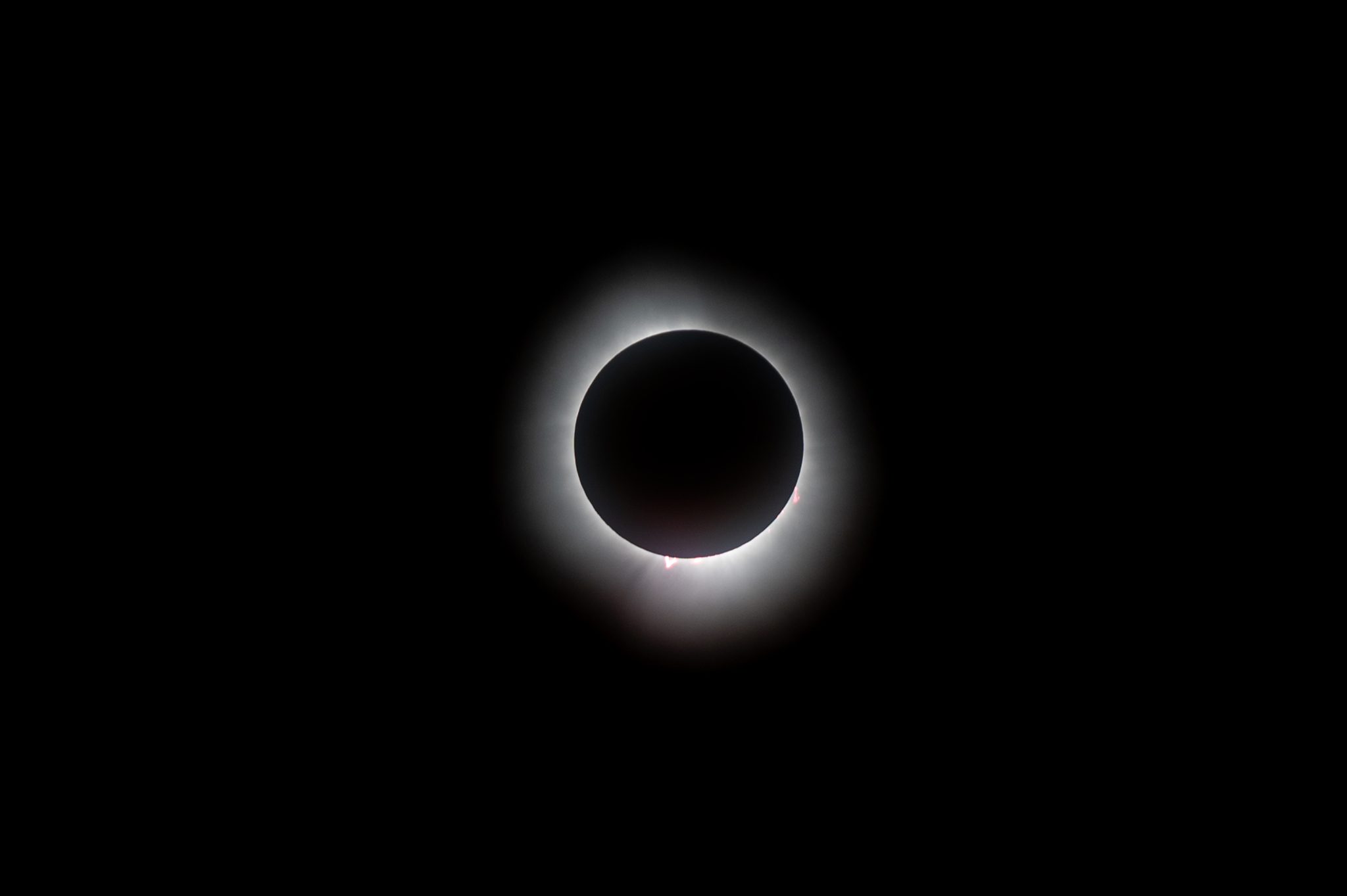 Capturing the Celestial Phenomenon: 2024 Solar Eclipse in Cleveland ...